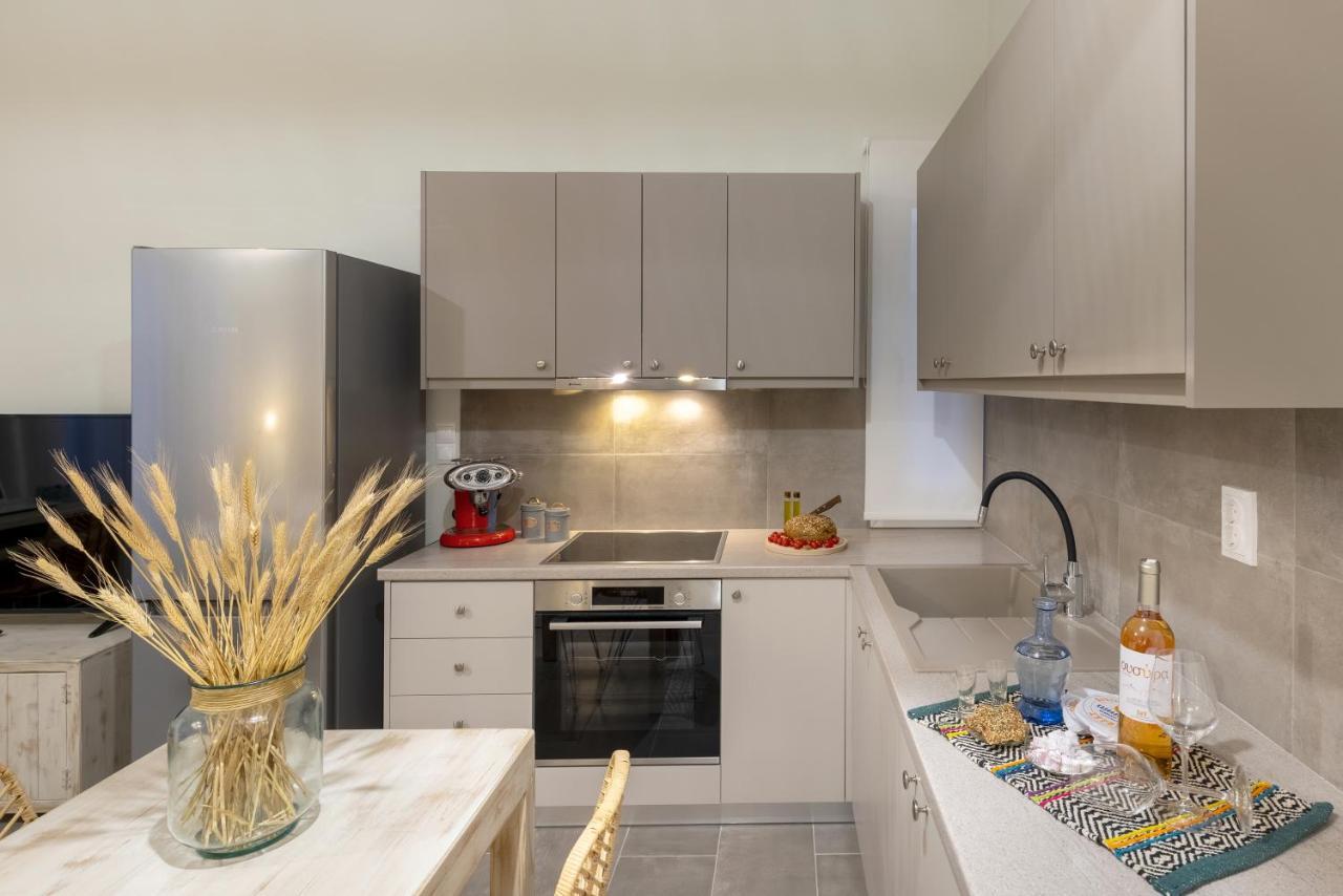 Grammata Suites Ермополи Екстериор снимка